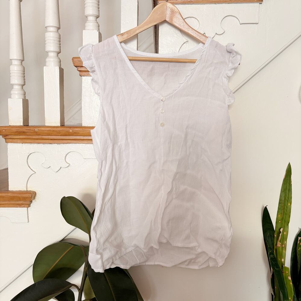Sleeveless White Ruffle Trim Blouse Button Front Crinkle Texture Size S Small